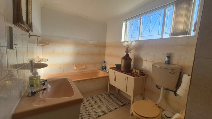 3 Bedroom Property for Sale in Worcester West Western Cape
